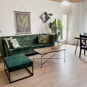 Kerkplein 7a Apartment